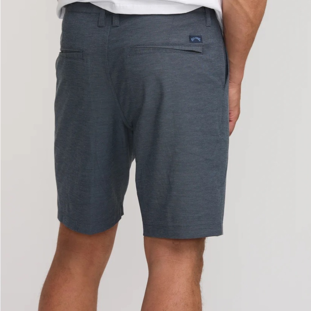 BILLABONG Men’s Crossfire Submersible 19” Hybrid Shorts, Size 38, EUC